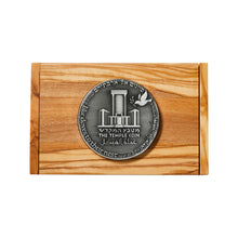 Load image into Gallery viewer, Olive Wood Business Card Holders w/ coin  (6571812651158)